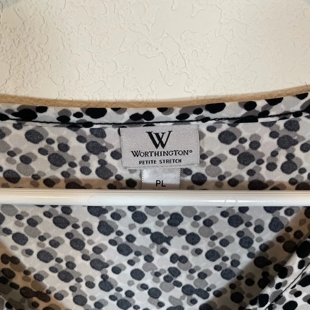 Worthington Pretty Shade Black and White Blouse